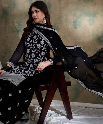 black faux georgette  straight kurta with bottom & dupatta 4