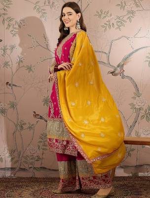 pink chinon  straight kurta with bottom & dupatta 3