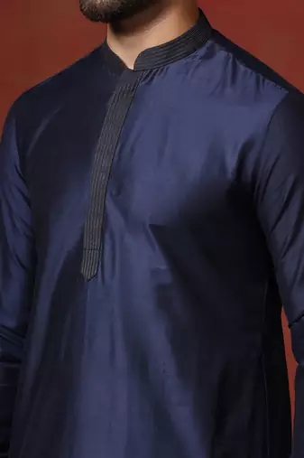 navy blue dupion kurta pyjama set for men with solid design