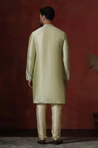green dupion kurta pyjama set for men with solid design