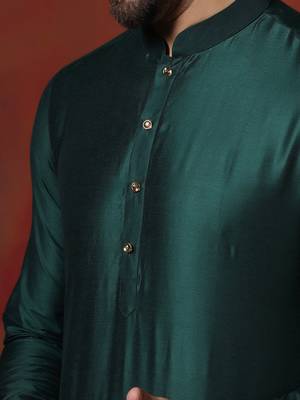 Green dupion kurta pyjama set for men with printed design 5