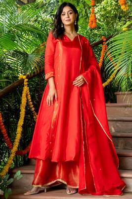 Red cotton hand wrok anarkali set 1