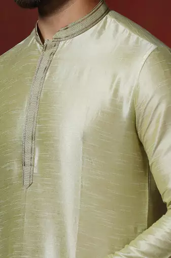 Green dupion kurta for men with printed design