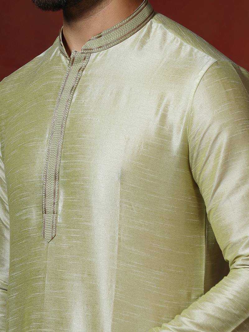 Green dupion kurta for men with printed design