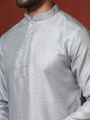 grey bangalorian silk kurta for men with embroidery work 4