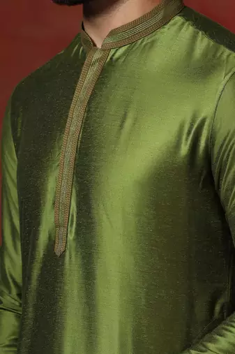 green dupion kurta for men with solid design
