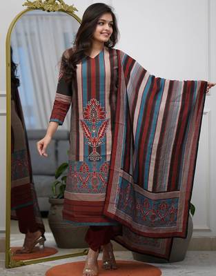Multicolor rayon printed kurta pant set 1