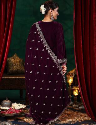 Maroon velvet heavy thread embroidery work on neck, sleeve and dupatta kurta pant set 4