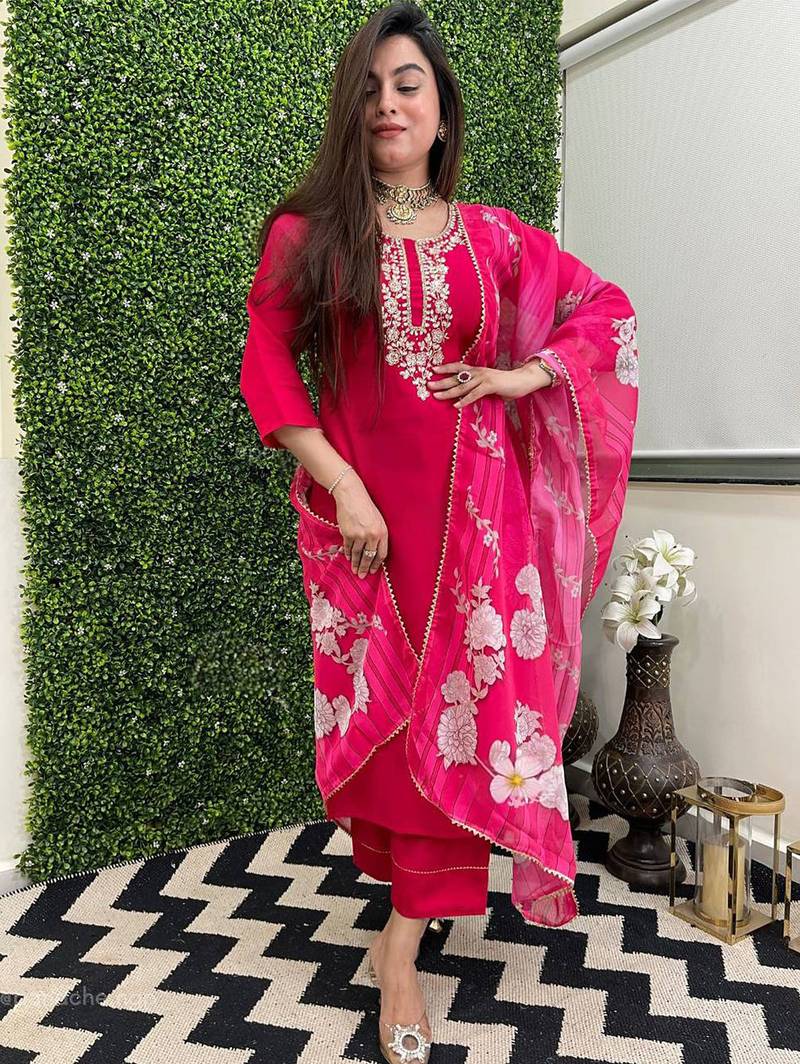 Rani pink viscose chanderi heavy thread embroidery work with printed dupatta kurta pant set