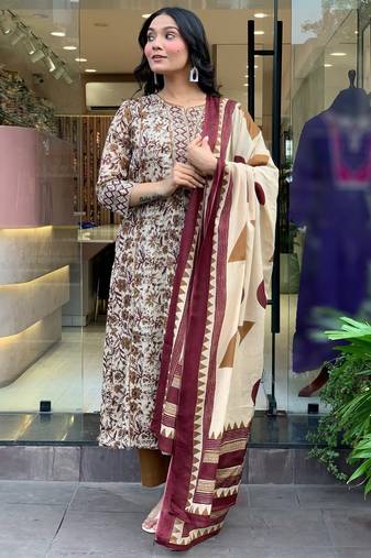 Cream magic cotton printed kurta pant set