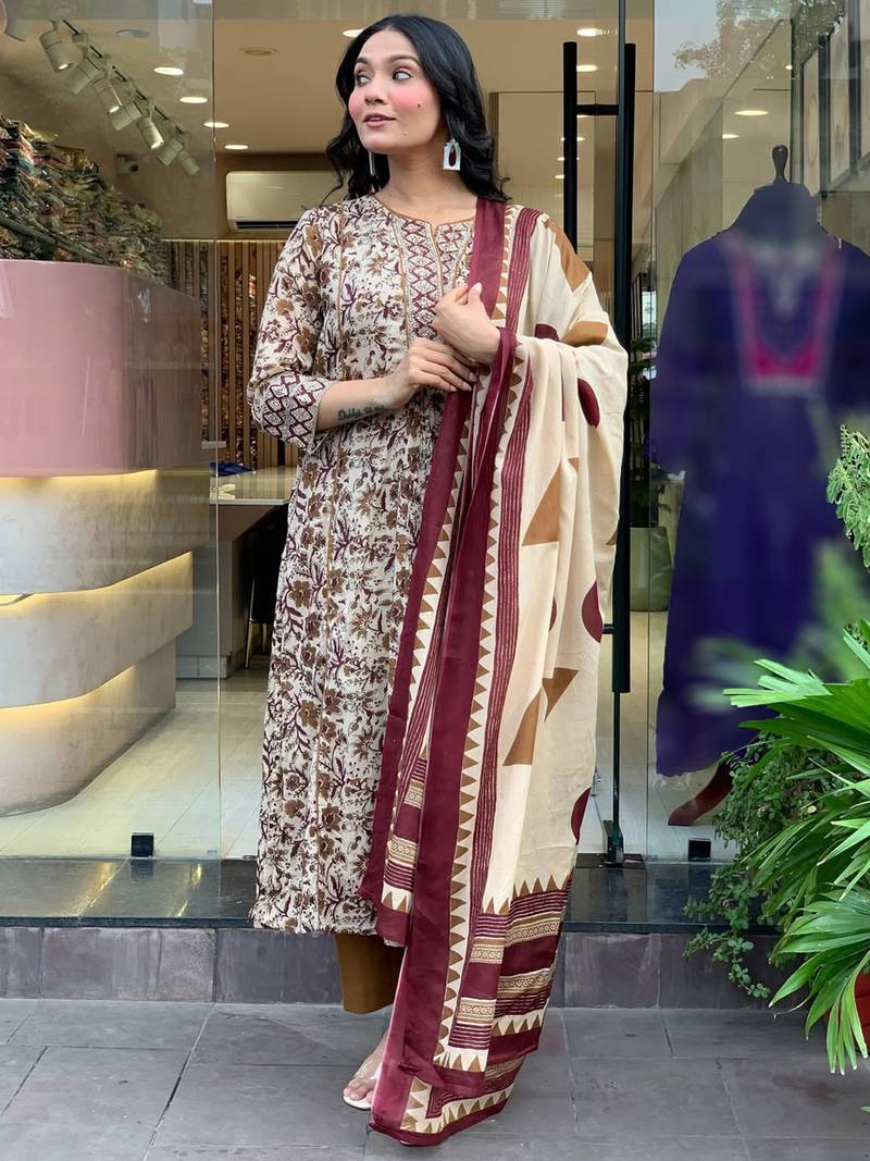 Cream magic cotton printed kurta pant set