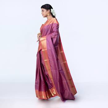 Kanjivaram saree in dark maroon color with golden mahapar border 3