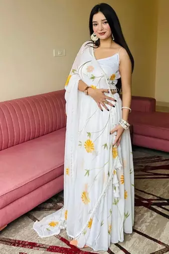 White Hand-Painted Floral Work Pure Organza Lehenga Choli with Designer Blouse and Kodi Work Border