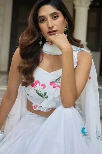 White Hand-Painted Floral Work Soft Georgette Lehenga Choli with Designer Blouse, Ethnic Style Festive Wear