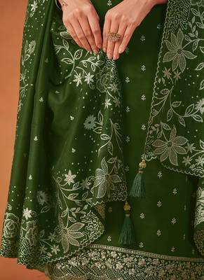 Green embroidered georgette straight cut eid wear salwar kameez 3