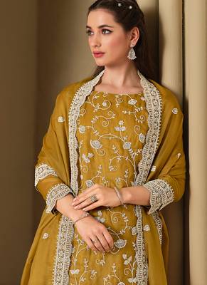 Mustrad embroidered & swarovski organza straight cut eid wear salwar kameez 2
