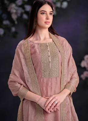 Pink embroidered & jarkan shimmer organza straight cut party wear salwar kameez 2
