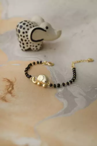 Gold-plated lucky baby elephant black beads nazariya bracelet