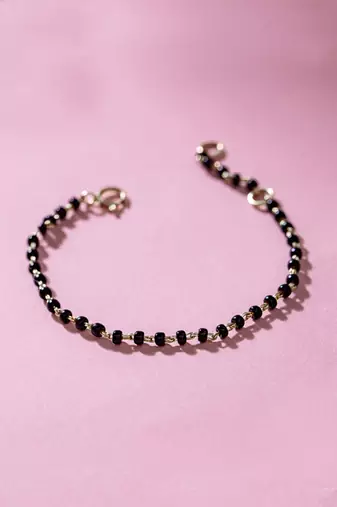 Rhodium-plated black beads nazariya bracelet