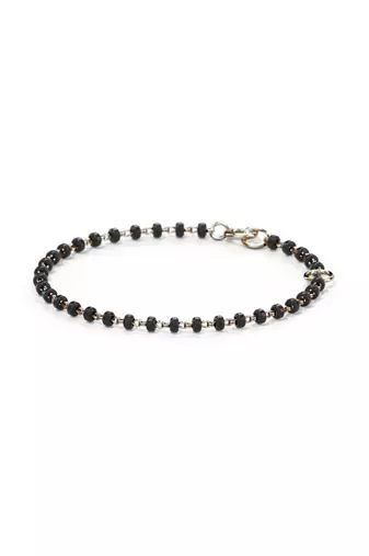 Rhodium-plated black beads nazariya bracelet