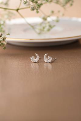 Rhodium-plated star & moon stud cubic zirconia earring 2