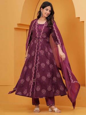 raspberry anarkali kurta set with pants and a dupatta 3