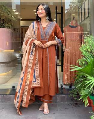 rust orange cotton kurta set with a block-printed dupatta and pants, 1