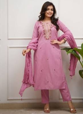 pink embroidered kurti pant dupatta set 3