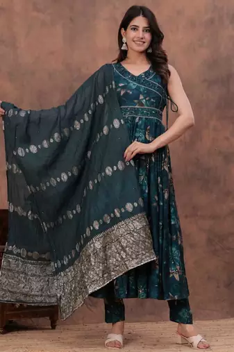 teal green embroidered kurti of premium modaal chanderi kurti pant dupatta set.