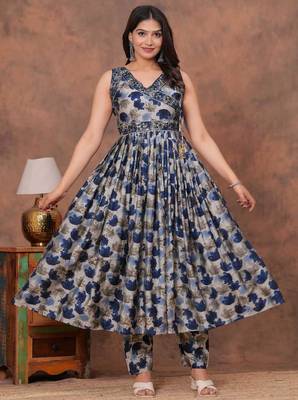 Beautiful jaipuri blue floral printed anarkali suit set with a navy blue dupatta and trousers 4
