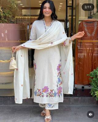 white linen floral embroidered kurta set 2
