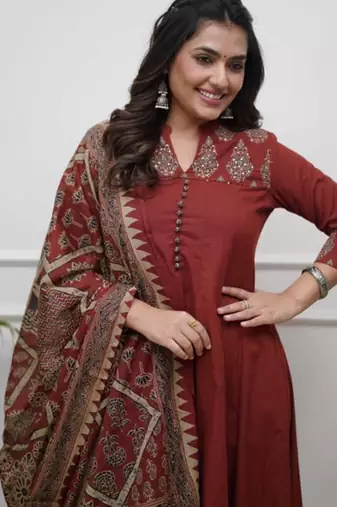  maroon anarkali kurta set with a printed dupatta