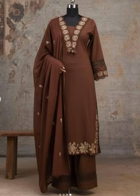 Beautiful jaipuri  choclate brown anarkali kurta set with a printed dupatta 4