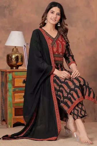 black and red paisley printed kurti set with a dupatta
