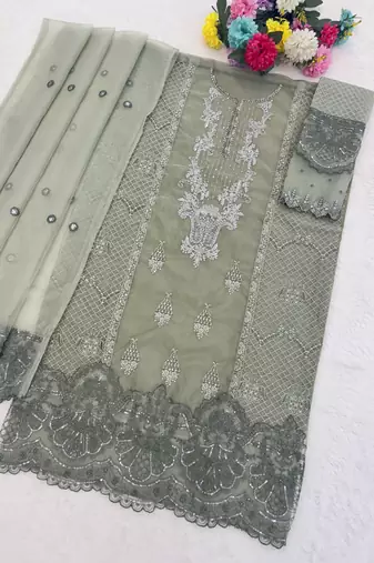 Light green organza suit with embroidered sequin 