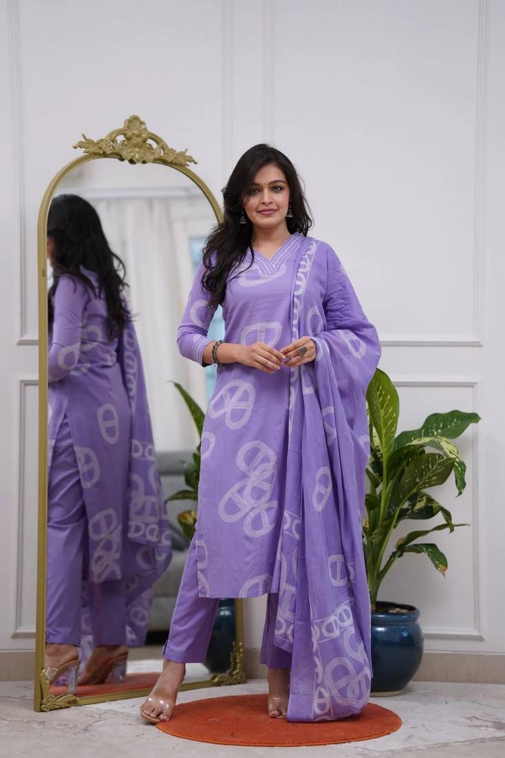 Lavender color beautiful chanderi fabric kurti set