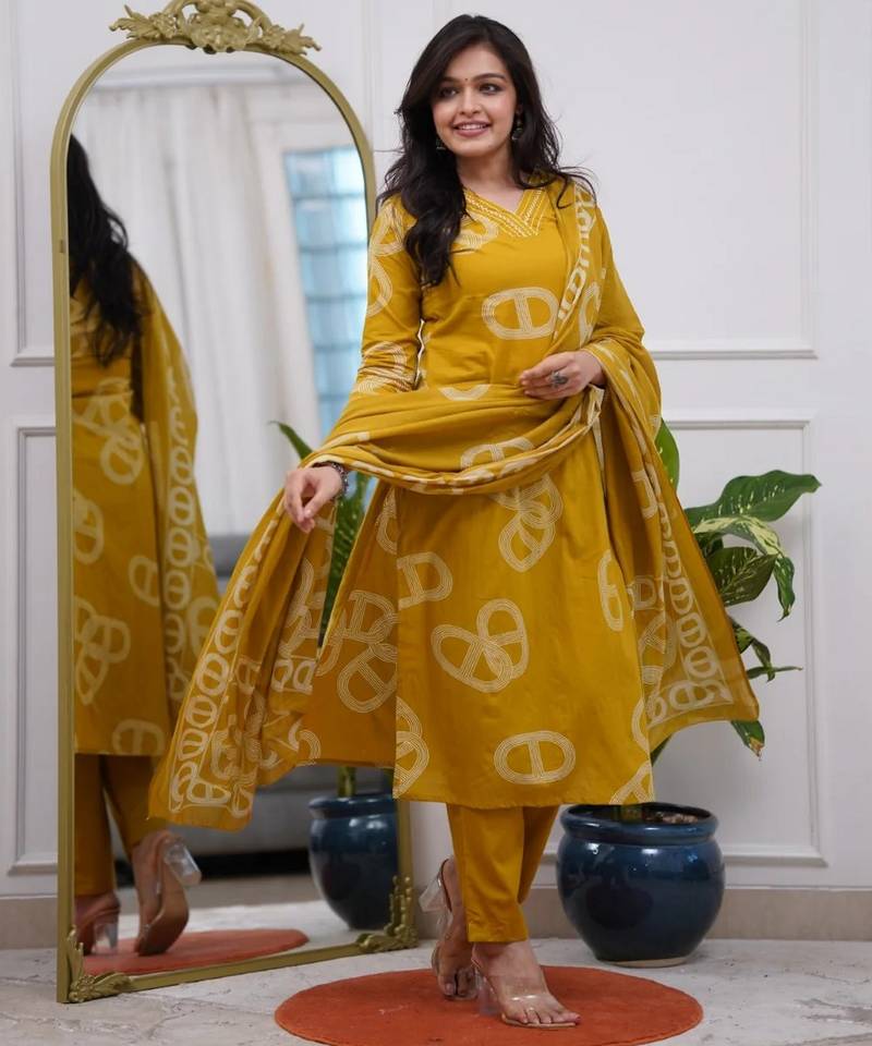 Mustard color beautiful chanderi fabric kurti set