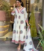 White color beautiful cotton fabric kurti set