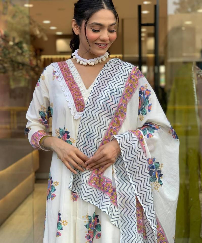 White color beautiful cotton fabric kurti set