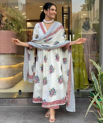 White color beautiful cotton fabric kurti set 3