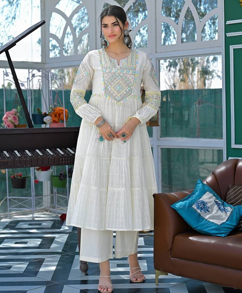 White color beautiful flex butti cotton fabric kurti set