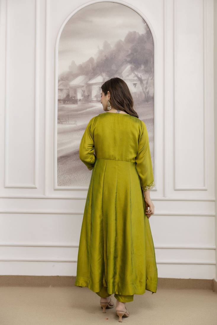 Parrot green color beautiful vichitra silk fabric graceful ceremonial kurti set