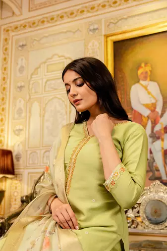Green color beautiful viscosee shimmer graceful ceremonial kurti set