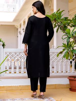 Black color beautiful viscosee chanderi graceful ceremonial kurti set 2