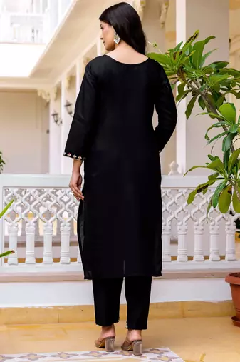 Black color beautiful viscosee chanderi graceful ceremonial kurti set