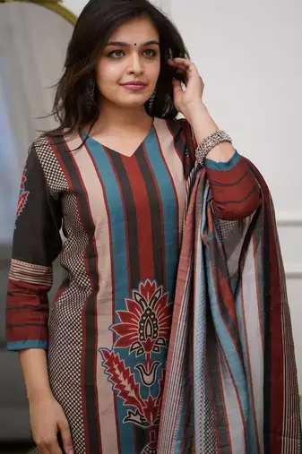 Multy color beautiful kurti set