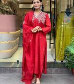 Red color beautiful kurti set