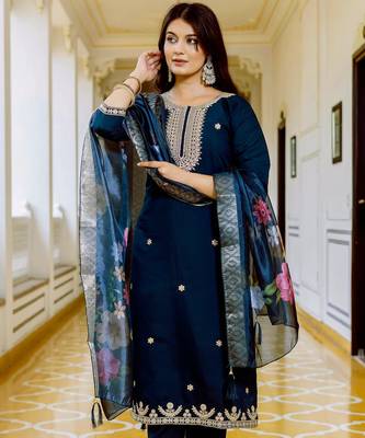 Blue color beautiful kurti set 4