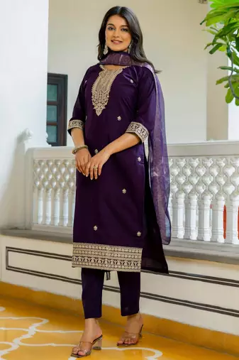 Voilet color beautiful kurti set
