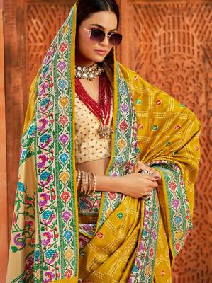 gold velvet tussar silk blend partywear saree with paithani pallu and traditional ghatchola print 3